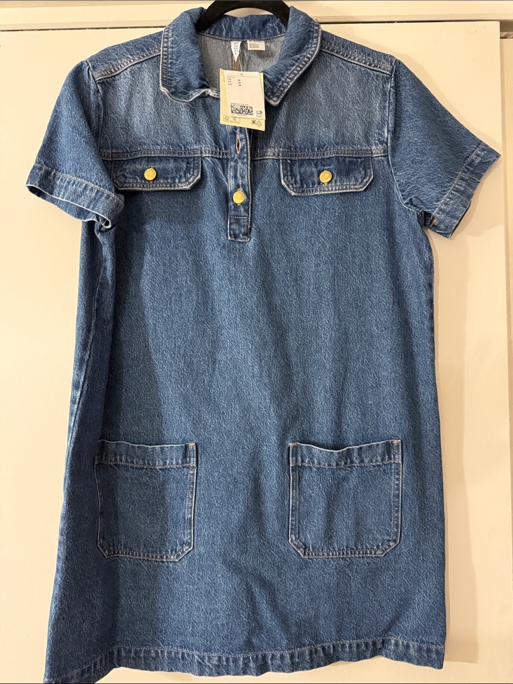H&M Denim Short-Sleeve Pocket Dress with Yellow Buttons